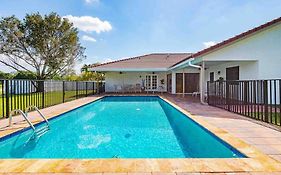 4/3.5 House With Pool- Boynton Beach, Fl.